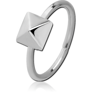 SURGICAL STEEL SEAMLESS RING - PYRAMID