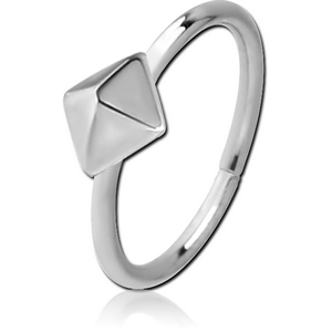 SURGICAL STEEL SEAMLESS RING - PYRAMID